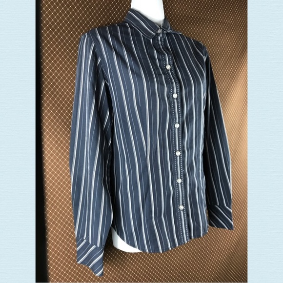 Van Heusen Button Down Shirt Size Small - Picture 3 of 5